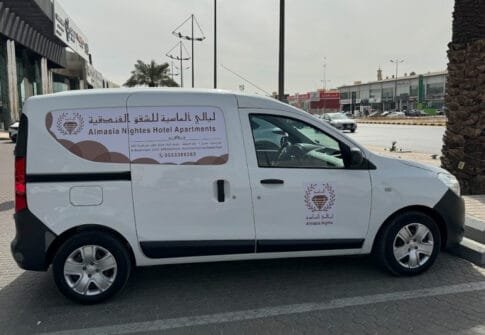 تصميم وطباعة بنرات سيارات