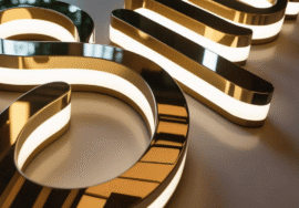 خطاط حروف بارزة